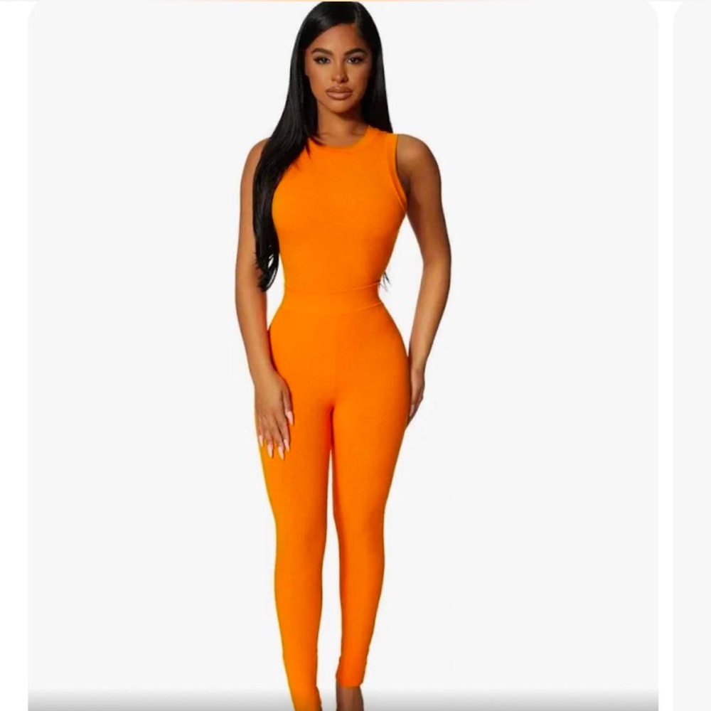 Naked Wardrobe Leggings